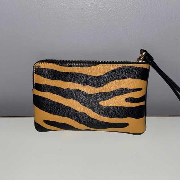 COACH Tiger Print Corner Zip Small 6 inch Wristlet - Picture 10 of 12